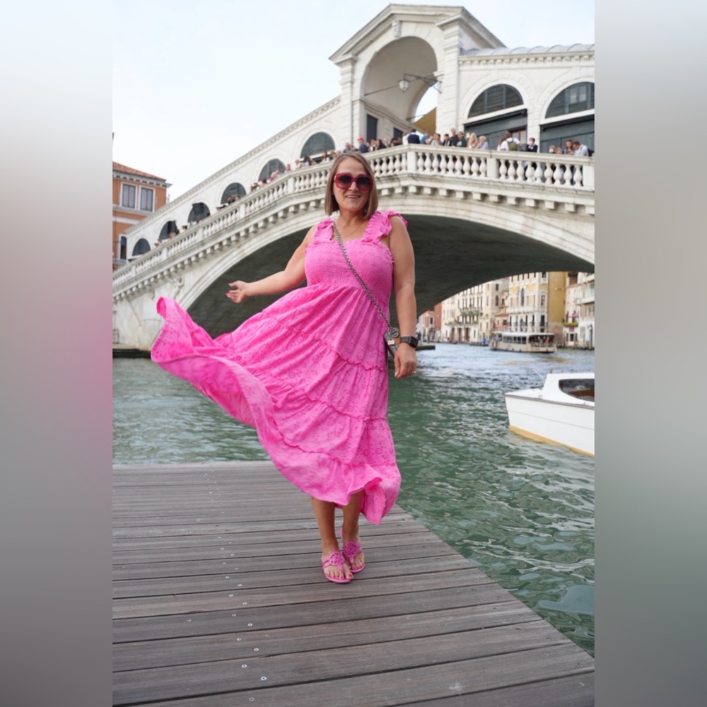 Crown & Ivy Pink Tiered Midi Dress